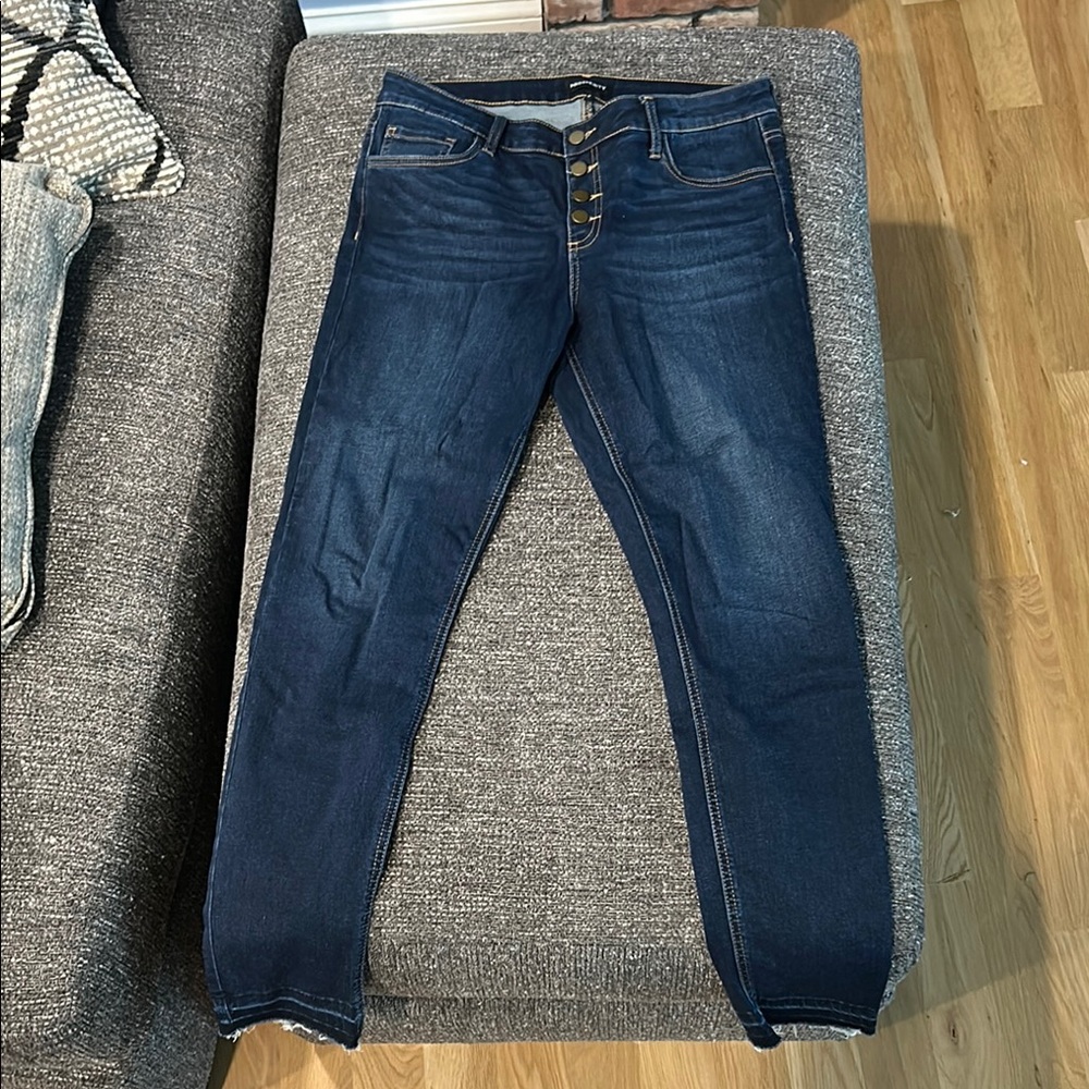 Blue High Rise Jeans with Classic Slim-Straight Fit